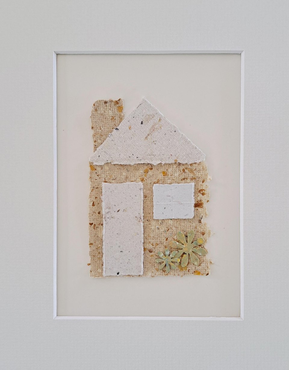Little Houses Paper Collage Craft Kit: DIY handmade recycled paper pieces to create 4 flat house designs.