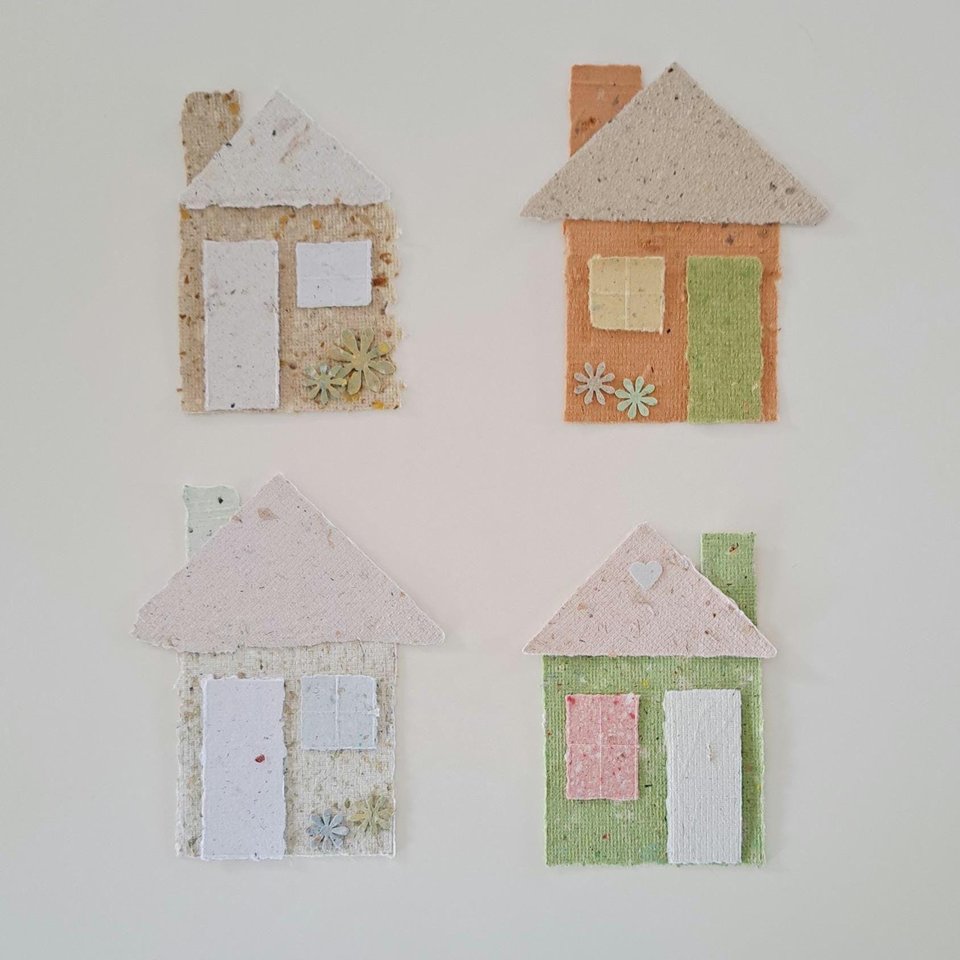 Little Houses Paper Collage Craft Kit: DIY handmade recycled paper pieces to create 4 flat house designs.