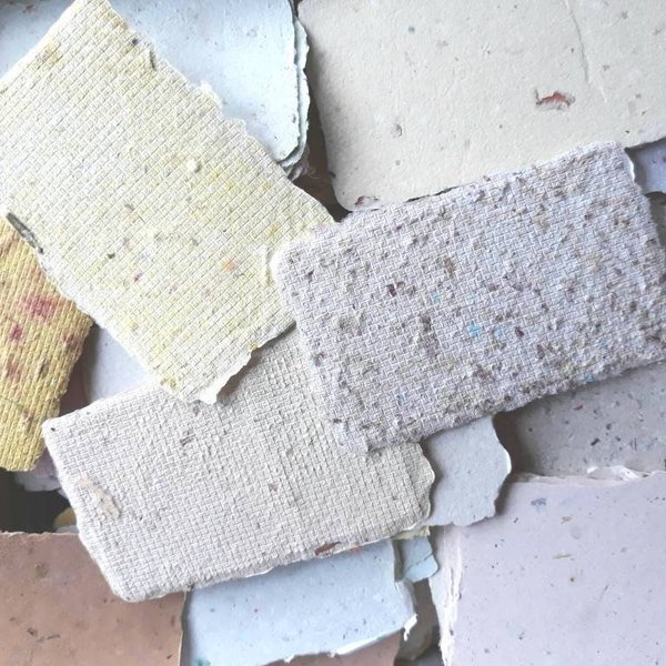 Box of 150 REJECTED Handmade Recycled Paper Scrap Pieces. Small damaged and misshapen cards for Art Project with deckle edge.