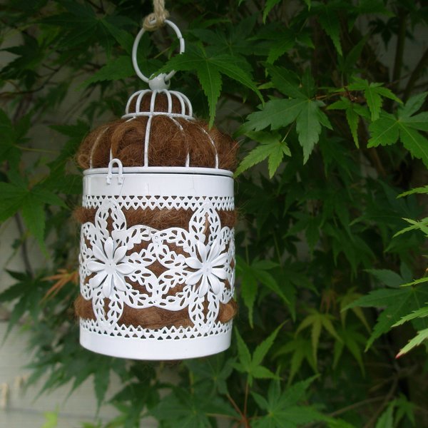 Bird Nester for visiting birds, home backyard or baclony gift, Llama Fibre Nest Building Material