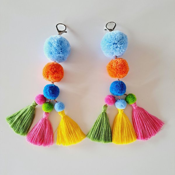 Cheerful Llama or Alpaca Halter Tassels