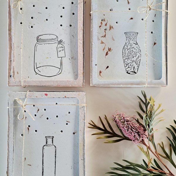10 gift boxed flower collection / picking cards made from handmade recycled paper.