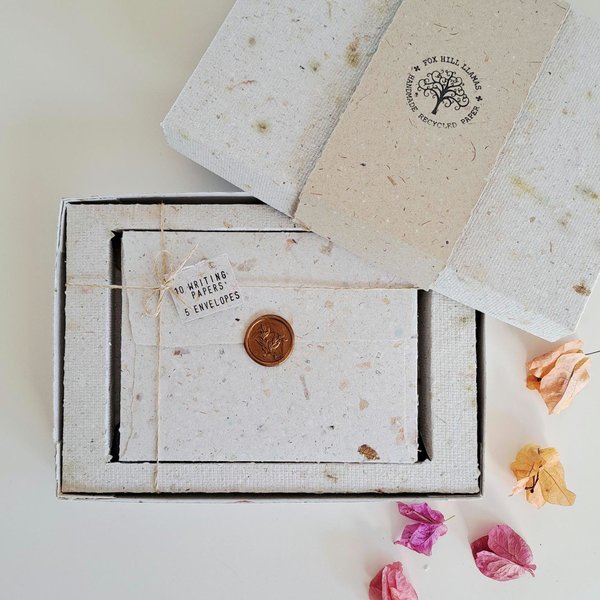 Stationery Set. Gift boxed handmade recycled paper writing sheets and envelopes with wax seals. 10 sheets, 5 envelopes, wax seals