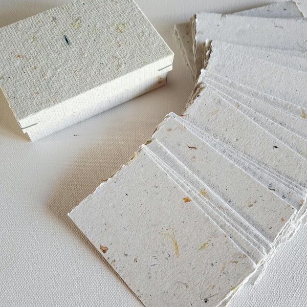 40 x Handmade recycled paper place cards for stamping or calligraphy, 4 x 2.5 Inch pieces in gift box