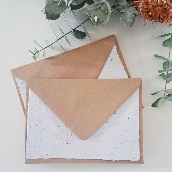 5 x Hand made recycled Paper Sheets with lawn clippings / grass, 5 x plain brown recycled 5x7" envelopes